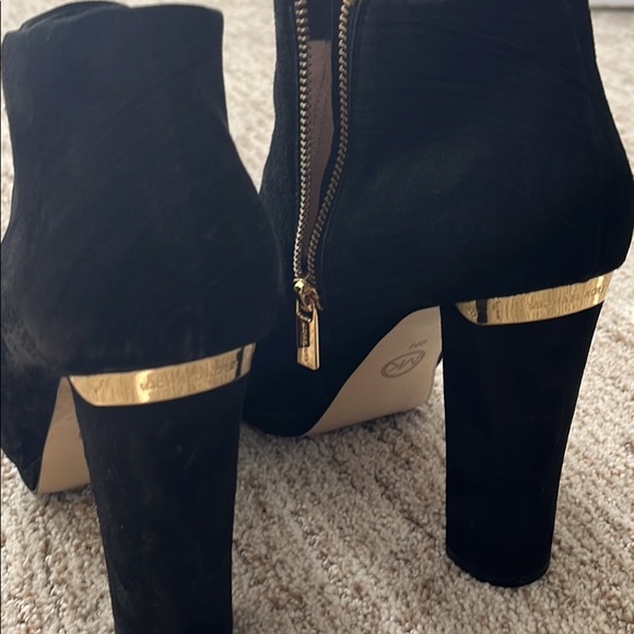 Michael Kors heel booties - Picture 3 of 4